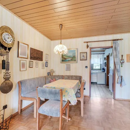 Hébergement de vacances Beautiful Holiday In Becherbach With Terrace